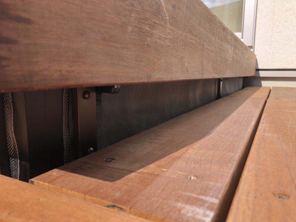 ウッドデッキ床下に動物が入らないようにする対策 魚津市でウッドデッキのリフォーム 工事